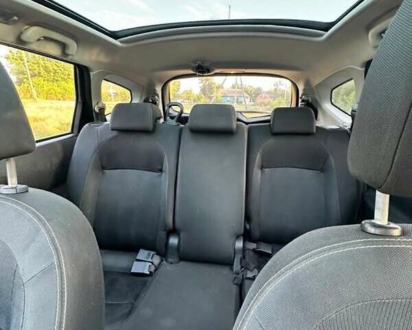 Черный Ниссан Кашкай 2, объемом двигателя 1.5 л и пробегом 218 тыс. км за 9500 $, фото 14 на Automoto.ua