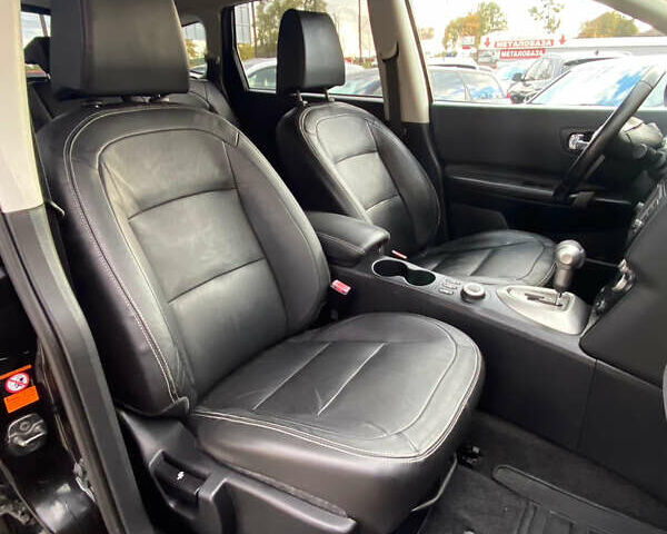 Черный Ниссан Кашкай 2, объемом двигателя 2 л и пробегом 231 тыс. км за 9999 $, фото 11 на Automoto.ua