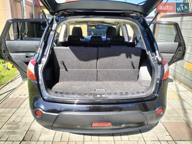 Черный Ниссан Кашкай 2, объемом двигателя 1.5 л и пробегом 236 тыс. км за 10900 $, фото 2 на Automoto.ua