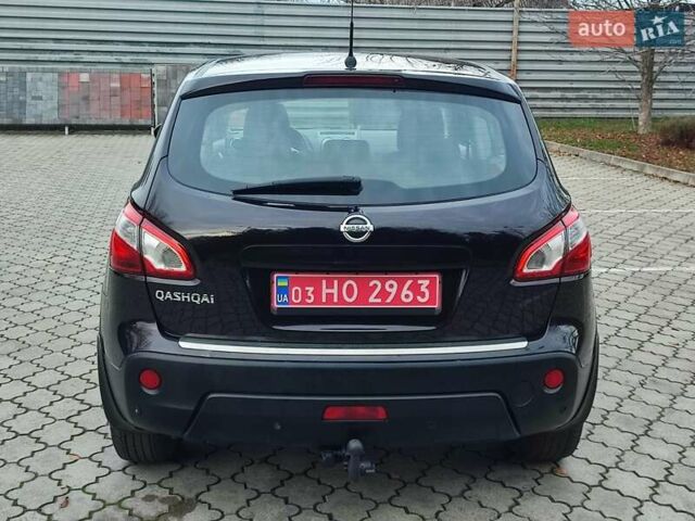 Черный Ниссан Кашкай 2, объемом двигателя 1.6 л и пробегом 220 тыс. км за 9950 $, фото 48 на Automoto.ua