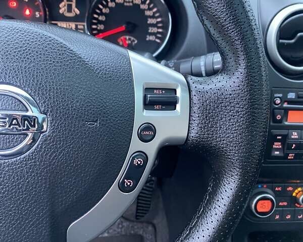 Черный Ниссан Кашкай 2, объемом двигателя 1.5 л и пробегом 228 тыс. км за 9800 $, фото 20 на Automoto.ua