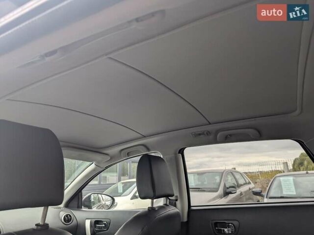 Чорний Ніссан Кашкай 2, об'ємом двигуна 2 л та пробігом 237 тис. км за 10450 $, фото 30 на Automoto.ua