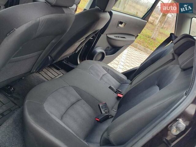 Черный Ниссан Кашкай 2, объемом двигателя 1.6 л и пробегом 220 тыс. км за 9950 $, фото 30 на Automoto.ua