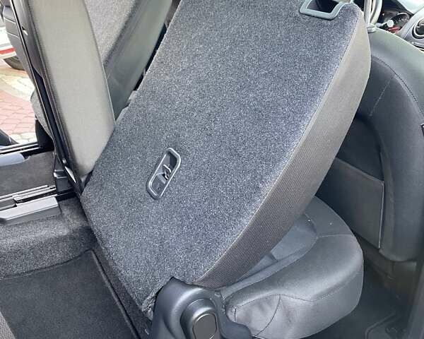 Черный Ниссан Кашкай 2, объемом двигателя 1.5 л и пробегом 228 тыс. км за 9800 $, фото 44 на Automoto.ua