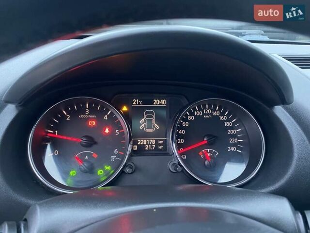 Черный Ниссан Кашкай 2, объемом двигателя 1.5 л и пробегом 228 тыс. км за 9800 $, фото 26 на Automoto.ua