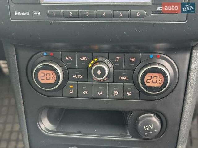 Чорний Ніссан Кашкай 2, об'ємом двигуна 2 л та пробігом 237 тис. км за 10450 $, фото 46 на Automoto.ua