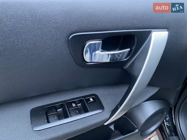 Черный Ниссан Кашкай 2, объемом двигателя 1.5 л и пробегом 228 тыс. км за 9800 $, фото 28 на Automoto.ua