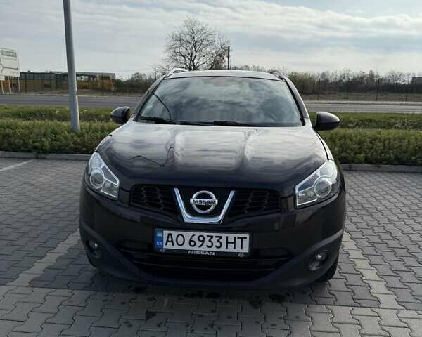 Черный Ниссан Кашкай 2, объемом двигателя 1.5 л и пробегом 265 тыс. км за 10800 $, фото 4 на Automoto.ua