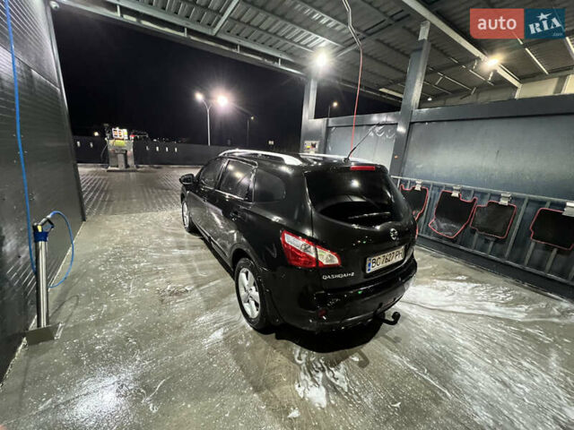 Черный Ниссан Кашкай 2, объемом двигателя 2 л и пробегом 237 тыс. км за 11500 $, фото 2 на Automoto.ua