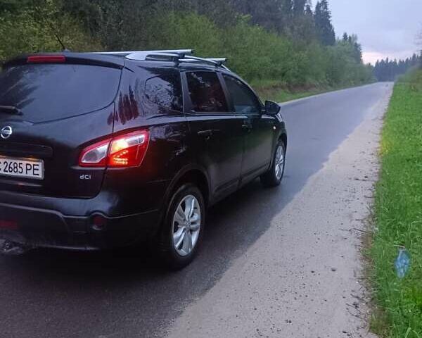 Черный Ниссан Кашкай 2, объемом двигателя 2 л и пробегом 230 тыс. км за 10999 $, фото 3 на Automoto.ua