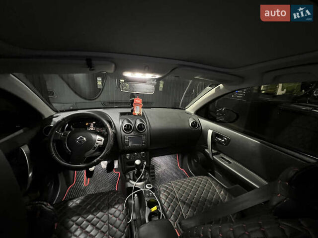 Черный Ниссан Кашкай 2, объемом двигателя 2 л и пробегом 237 тыс. км за 11500 $, фото 10 на Automoto.ua