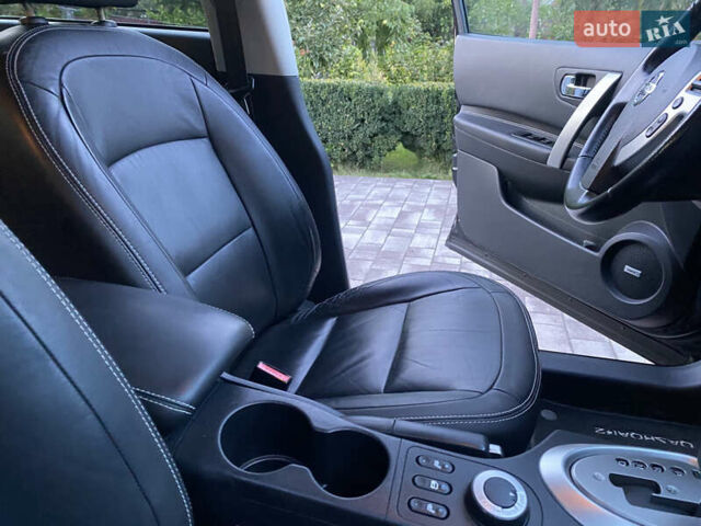 Черный Ниссан Кашкай 2, объемом двигателя 2 л и пробегом 175 тыс. км за 12890 $, фото 19 на Automoto.ua