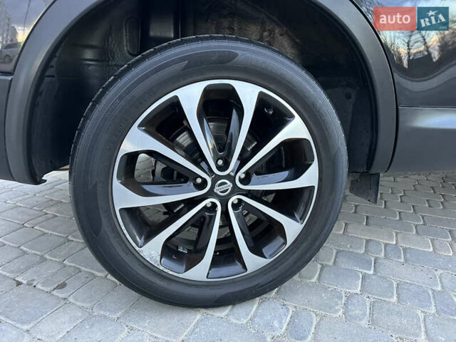 Черный Ниссан Кашкай 2, объемом двигателя 1.6 л и пробегом 203 тыс. км за 10999 $, фото 17 на Automoto.ua