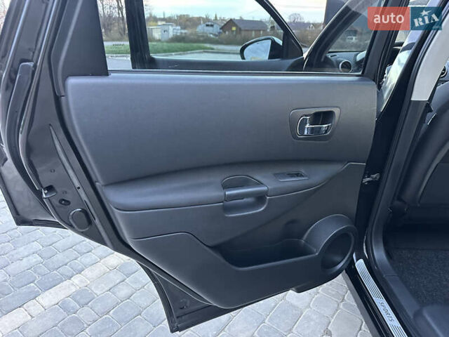 Черный Ниссан Кашкай 2, объемом двигателя 1.6 л и пробегом 203 тыс. км за 10999 $, фото 28 на Automoto.ua