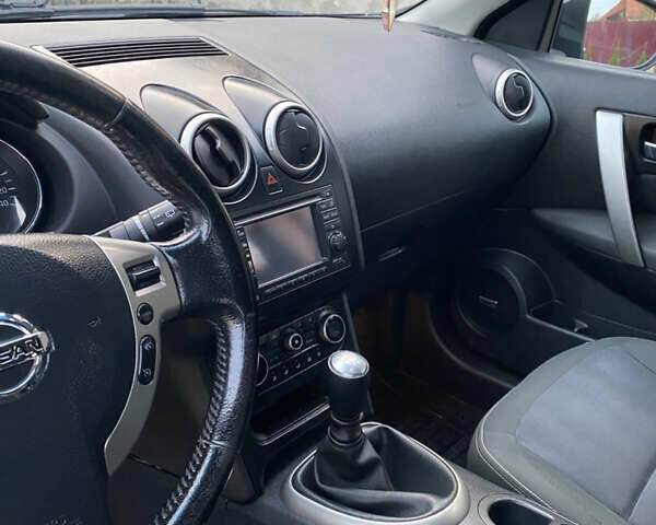 Чорний Ніссан Кашкай 2, об'ємом двигуна 1.5 л та пробігом 270 тис. км за 9800 $, фото 32 на Automoto.ua