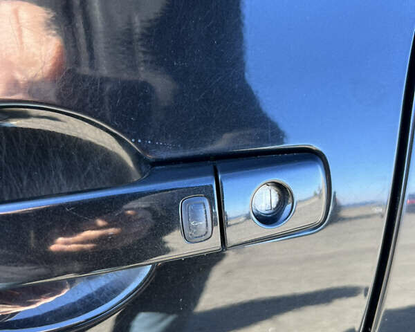 Чорний Ніссан Кашкай 2, об'ємом двигуна 2 л та пробігом 220 тис. км за 10800 $, фото 12 на Automoto.ua