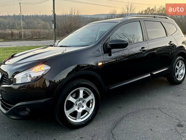 Черный Ниссан Кашкай 2, объемом двигателя 2 л и пробегом 189 тыс. км за 12555 $, фото 3 на Automoto.ua