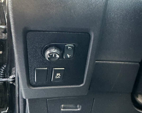 Черный Ниссан Кашкай 2, объемом двигателя 2 л и пробегом 189 тыс. км за 12555 $, фото 51 на Automoto.ua