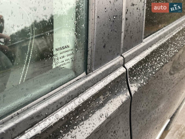 Черный Ниссан Кашкай 2, объемом двигателя 2 л и пробегом 204 тыс. км за 13150 $, фото 49 на Automoto.ua