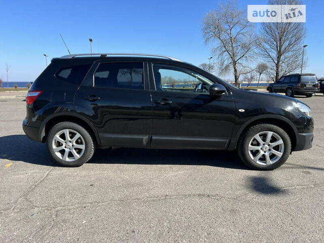 Чорний Ніссан Кашкай 2, об'ємом двигуна 2 л та пробігом 220 тис. км за 10800 $, фото 4 на Automoto.ua