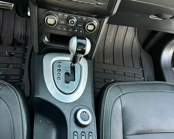 Черный Ниссан Кашкай 2, объемом двигателя 2 л и пробегом 189 тыс. км за 12555 $, фото 53 на Automoto.ua