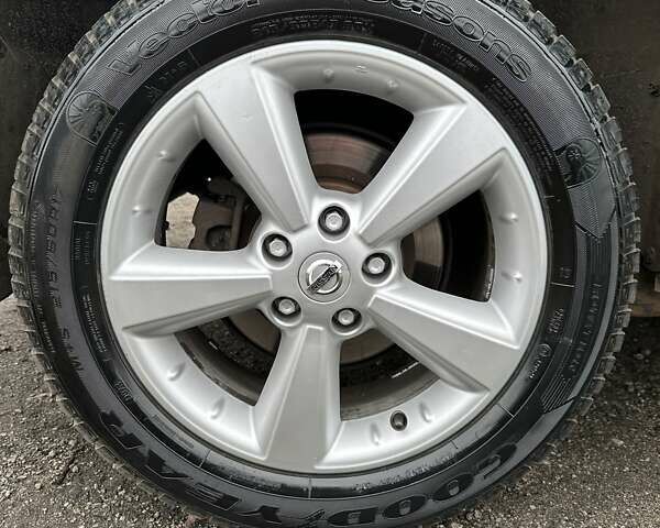 Черный Ниссан Кашкай 2, объемом двигателя 2 л и пробегом 186 тыс. км за 11500 $, фото 7 на Automoto.ua