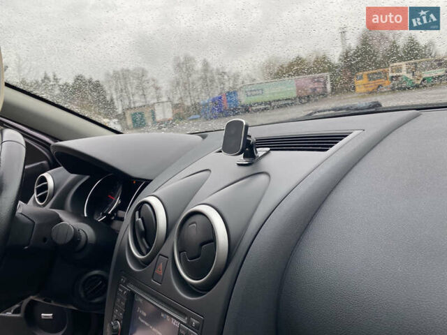 Черный Ниссан Кашкай 2, объемом двигателя 2 л и пробегом 204 тыс. км за 13150 $, фото 57 на Automoto.ua