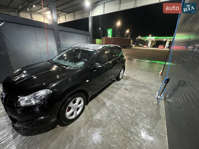 Черный Ниссан Кашкай 2, объемом двигателя 2 л и пробегом 237 тыс. км за 11500 $, фото 1 на Automoto.ua