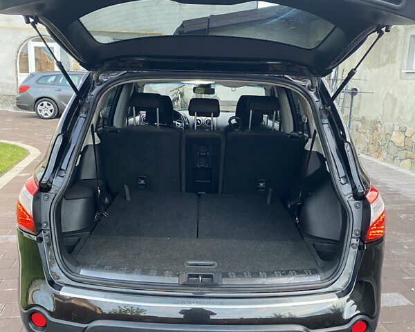 Чорний Ніссан Кашкай 2, об'ємом двигуна 1.5 л та пробігом 270 тис. км за 9800 $, фото 44 на Automoto.ua