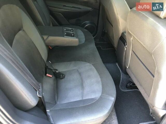 Черный Ниссан Кашкай 2, объемом двигателя 1.6 л и пробегом 189 тыс. км за 10200 $, фото 6 на Automoto.ua