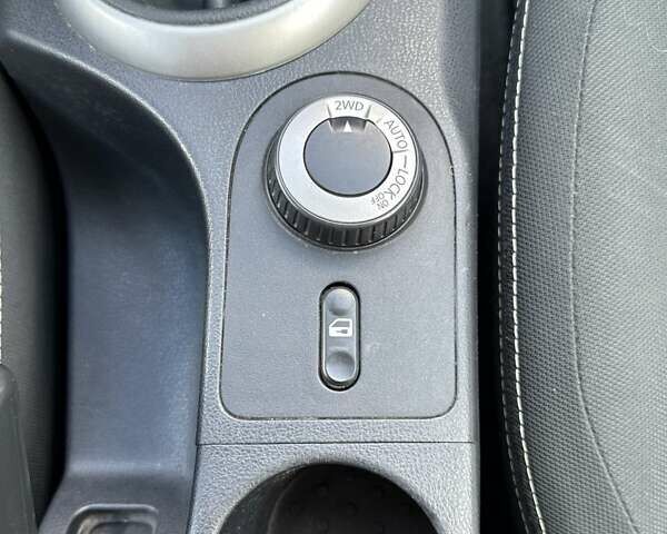 Черный Ниссан Кашкай 2, объемом двигателя 1.6 л и пробегом 191 тыс. км за 11600 $, фото 35 на Automoto.ua