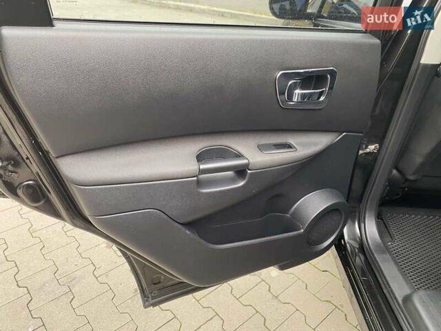 Черный Ниссан Кашкай 2, объемом двигателя 1.6 л и пробегом 238 тыс. км за 9550 $, фото 19 на Automoto.ua