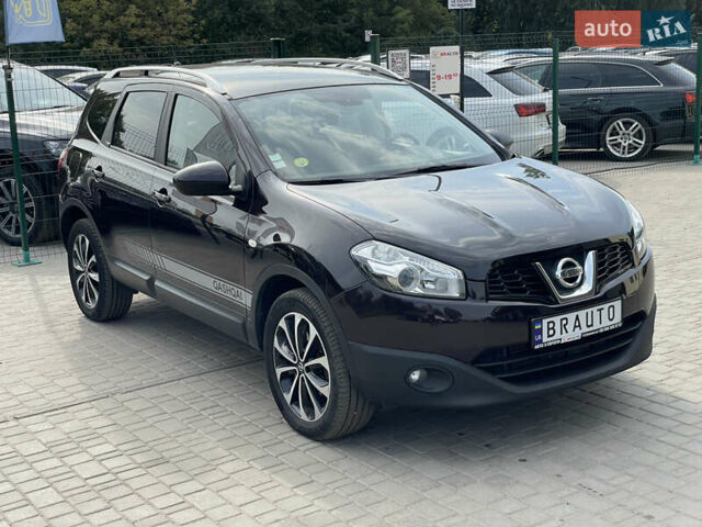 Чорний Ніссан Кашкай 2, об'ємом двигуна 1.6 л та пробігом 276 тис. км за 11699 $, фото 9 на Automoto.ua