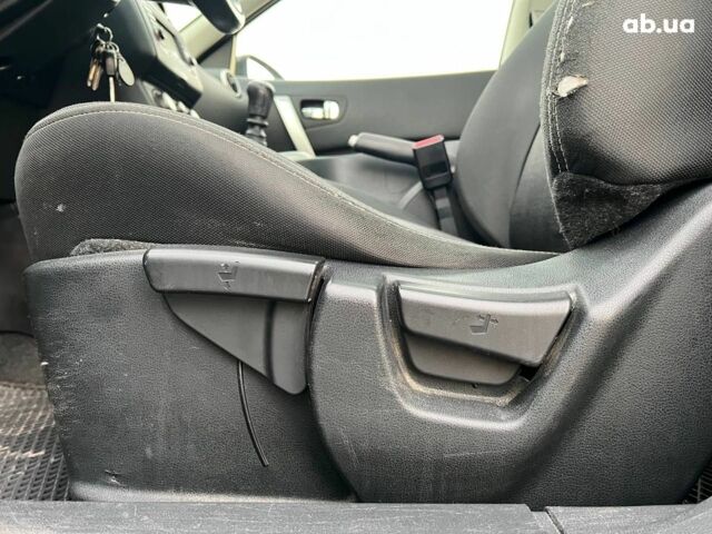 Чорний Ніссан Кашкай 2, об'ємом двигуна 1.5 л та пробігом 277 тис. км за 10890 $, фото 18 на Automoto.ua