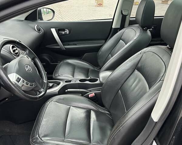 Черный Ниссан Кашкай 2, объемом двигателя 1.6 л и пробегом 232 тыс. км за 10350 $, фото 14 на Automoto.ua