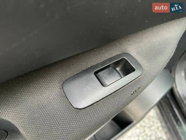 Черный Ниссан Кашкай 2, объемом двигателя 1.5 л и пробегом 277 тыс. км за 10890 $, фото 34 на Automoto.ua