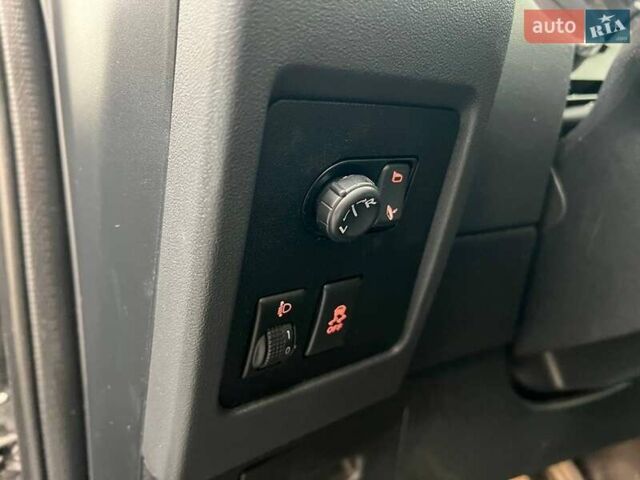 Черный Ниссан Кашкай 2, объемом двигателя 1.5 л и пробегом 277 тыс. км за 10890 $, фото 19 на Automoto.ua