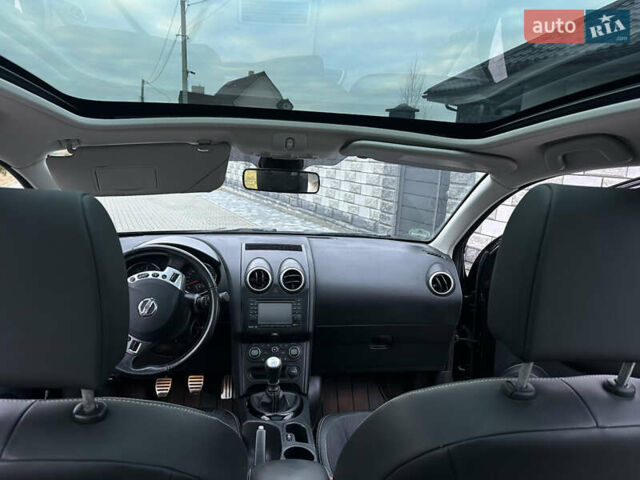 Черный Ниссан Кашкай 2, объемом двигателя 1.6 л и пробегом 211 тыс. км за 11500 $, фото 31 на Automoto.ua