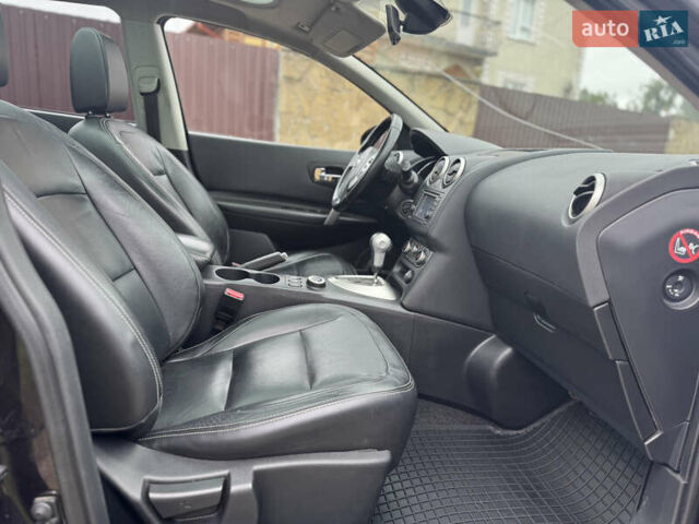 Черный Ниссан Кашкай 2, объемом двигателя 2 л и пробегом 216 тыс. км за 11700 $, фото 31 на Automoto.ua