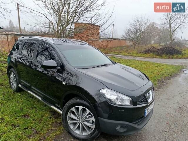 Черный Ниссан Кашкай 2, объемом двигателя 2 л и пробегом 221 тыс. км за 12700 $, фото 3 на Automoto.ua