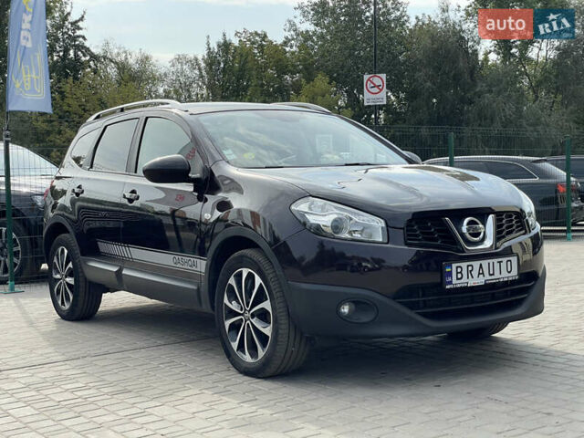 Чорний Ніссан Кашкай 2, об'ємом двигуна 1.6 л та пробігом 276 тис. км за 11699 $, фото 8 на Automoto.ua