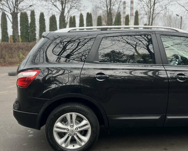 Чорний Ніссан Кашкай 2, об'ємом двигуна 1.6 л та пробігом 170 тис. км за 12900 $, фото 5 на Automoto.ua