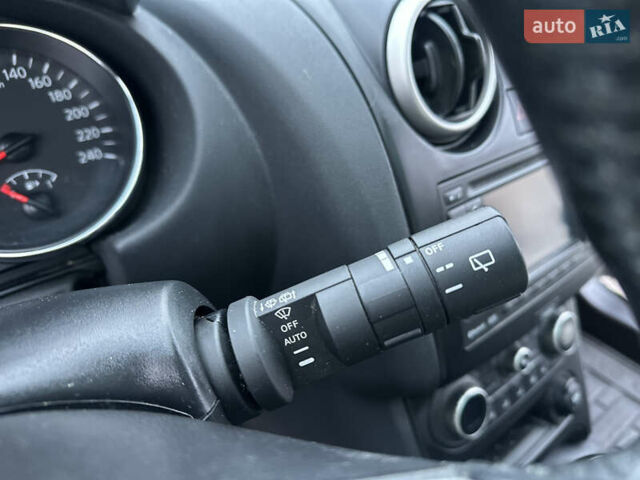 Черный Ниссан Кашкай 2, объемом двигателя 1.6 л и пробегом 211 тыс. км за 11500 $, фото 37 на Automoto.ua