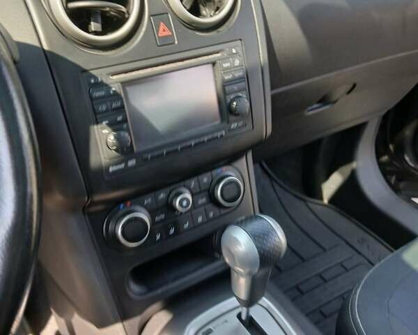 Чорний Ніссан Кашкай 2, об'ємом двигуна 2 л та пробігом 219 тис. км за 11800 $, фото 6 на Automoto.ua