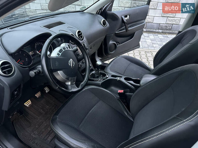 Черный Ниссан Кашкай 2, объемом двигателя 1.6 л и пробегом 211 тыс. км за 11500 $, фото 33 на Automoto.ua