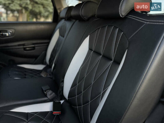 Черный Ниссан Кашкай 2, объемом двигателя 1.5 л и пробегом 154 тыс. км за 11950 $, фото 77 на Automoto.ua