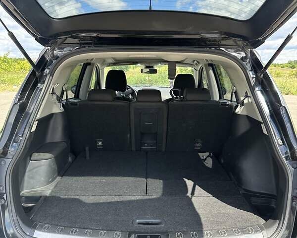 Черный Ниссан Кашкай 2, объемом двигателя 1.6 л и пробегом 191 тыс. км за 11600 $, фото 13 на Automoto.ua