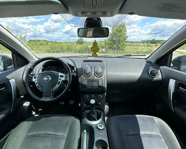 Черный Ниссан Кашкай 2, объемом двигателя 1.6 л и пробегом 191 тыс. км за 11600 $, фото 17 на Automoto.ua