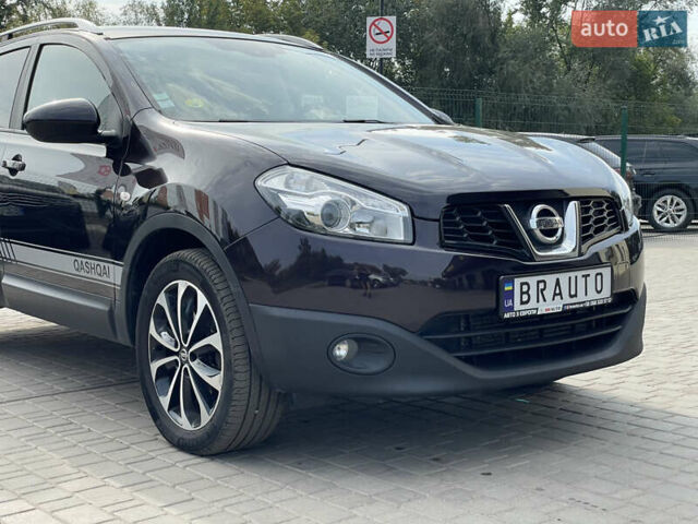 Чорний Ніссан Кашкай 2, об'ємом двигуна 1.6 л та пробігом 276 тис. км за 11699 $, фото 7 на Automoto.ua