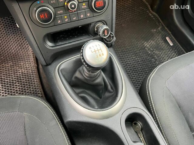 Чорний Ніссан Кашкай 2, об'ємом двигуна 1.5 л та пробігом 277 тис. км за 10890 $, фото 30 на Automoto.ua